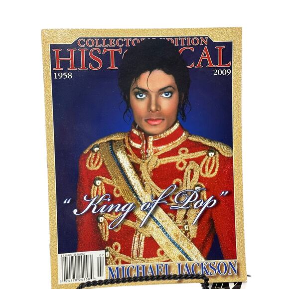 Michael Jackson King of Pop Pair Commemorative Magazines Special Collectors Edit - Picture 3 of 10